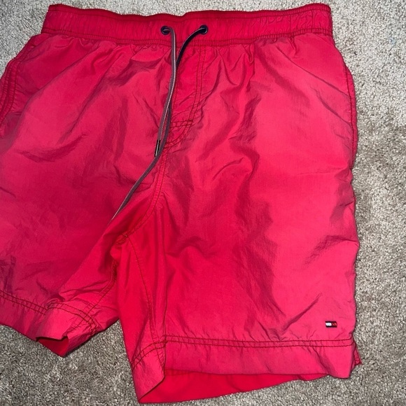 Tommy Hilfiger Swim Trunks Men's Lined in Apple Red Size Large - Picture 7 of 8